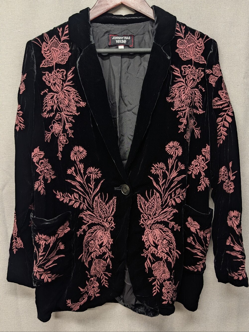 Johnny Was Black Silk Velvet Blazer with Pink Floral Embroidery Size XS NWOT